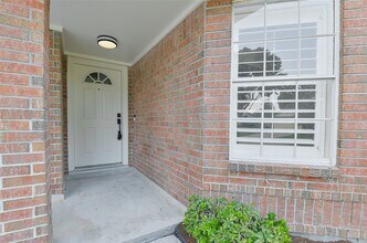 2306 Sherwood Hollow Ln in Humble, TX - Building Photo - Building Photo