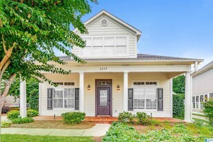 6229 S Clubview Cir in Bessemer, AL - Building Photo