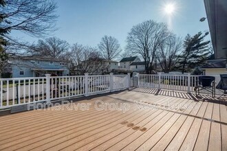 36 Finch St in Metuchen, NJ - Building Photo - Building Photo