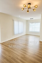 16323 McRae Ave in Norwalk, CA - Foto de edificio - Building Photo
