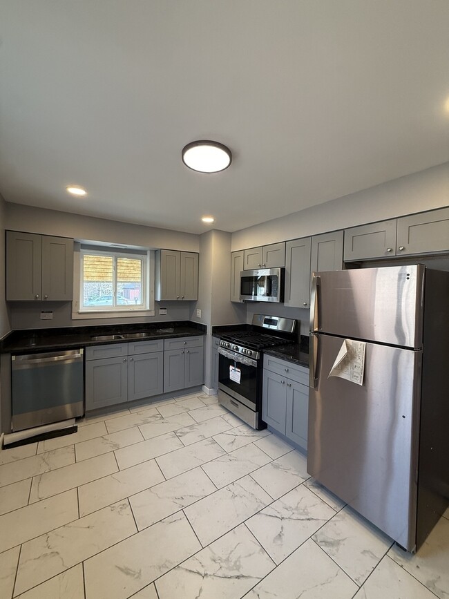 7732 Lotus Ave in Oak Lawn, IL - Foto de edificio - Building Photo