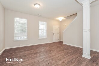 3969 Creekmoore Dr in Winston-Salem, NC - Building Photo - Building Photo
