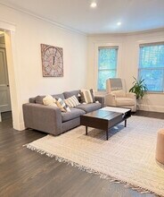 131 Mt Vernon St in Newton, MA - Building Photo - Building Photo