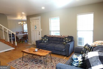 1333 Holliday Dr in Winder, GA - Building Photo - Building Photo