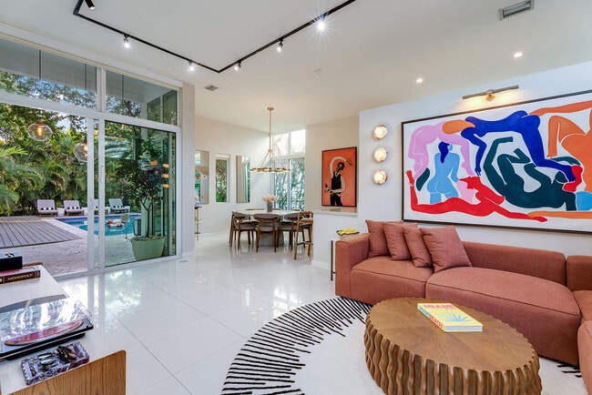 1884 SW 17th St, Unit SI ID1475833P in Miami, FL - Building Photo - Building Photo