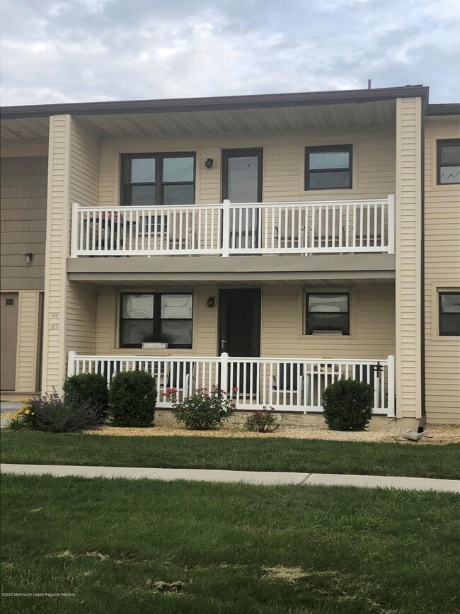 property at 164 Wharfside Dr