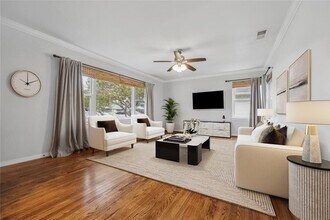 5317 Nina Lee Ln in Houston, TX - Building Photo - Building Photo