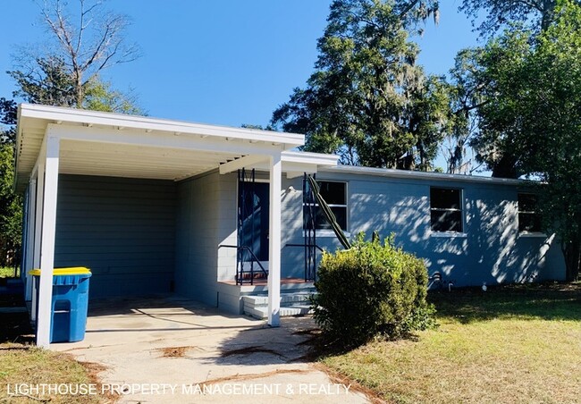 11245 Bruce Dr in Jacksonville, FL - Building Photo - Building Photo