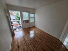 1149 Ximeno Ave in Long Beach, CA - Building Photo - Building Photo