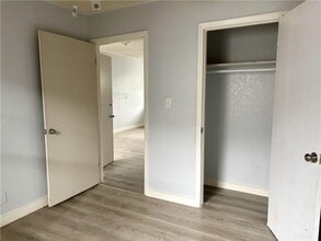 1007 W St Charles St in Brownsville, TX - Building Photo - Building Photo