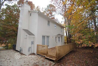 124 Baldwin Dr in Durham, NC - Foto de edificio - Building Photo