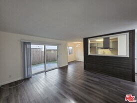 517 N Francisca Ave in Redondo Beach, CA - Building Photo