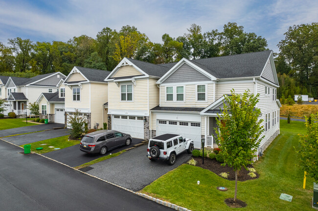 Brookfield at Chester Heights in Glen Mills, PA - Building Photo - Building Photo