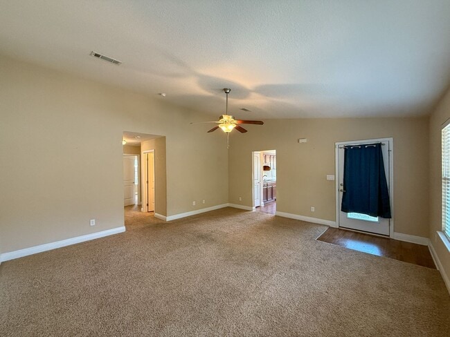 1438 Towhee Canyon Dr in Gonzalez, FL - Building Photo - Building Photo