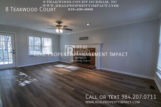 8 Teakwood Ct in Durham, NC - Building Photo - Building Photo