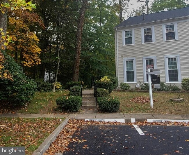 property at 9446 Cloverdale Ct