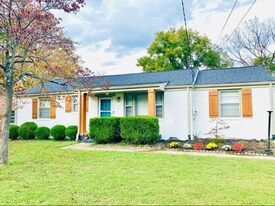 2722 Wellman Dr in Nashville, TN - Building Photo