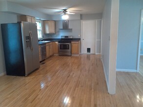 4930 Candlewyck Ln in Greenville, SC - Foto de edificio - Building Photo