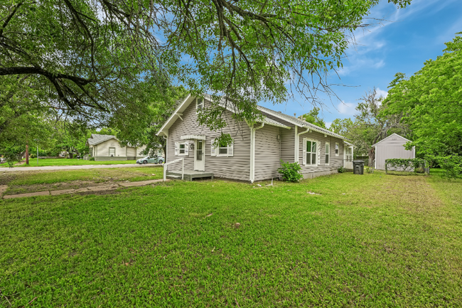 property at 610 Williams Ave