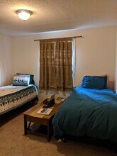 9749 Sand Point Way NE in Seattle, WA - Building Photo - Building Photo