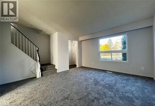 210 Carlyle Dr in London, ON - Building Photo - Building Photo