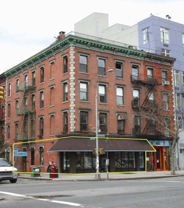 1 Bleecker St in New York, NY - Building Photo - Building Photo