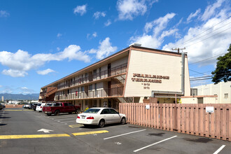 Pearl Ridge Terraces in Aiea, HI - Building Photo - Building Photo