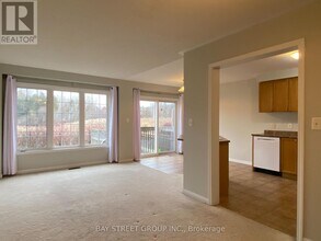 253 Weldon Rd in Whitchurch-Stouffville, ON - Building Photo - Building Photo