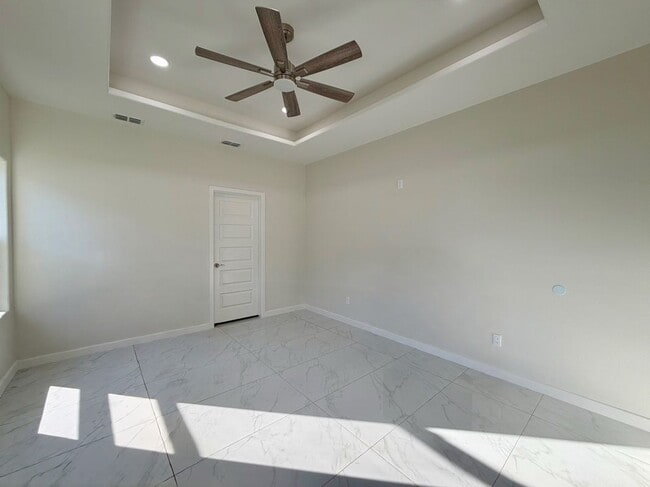 property at 903 La Laguna Rd