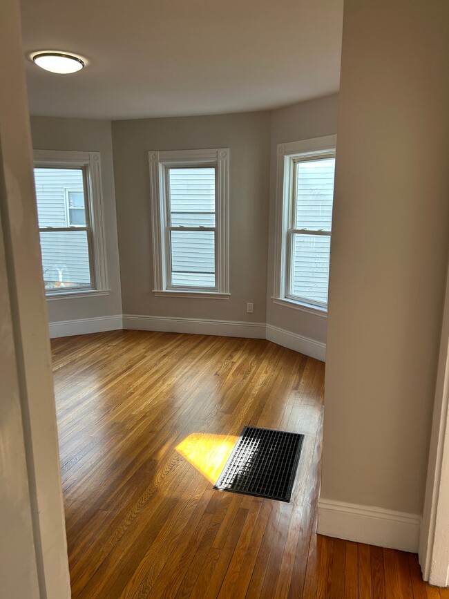 81 Flint St, Unit 81 Flint St
