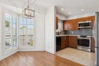 4327 N 28th St in Phoenix, AZ - Foto de edificio - Building Photo