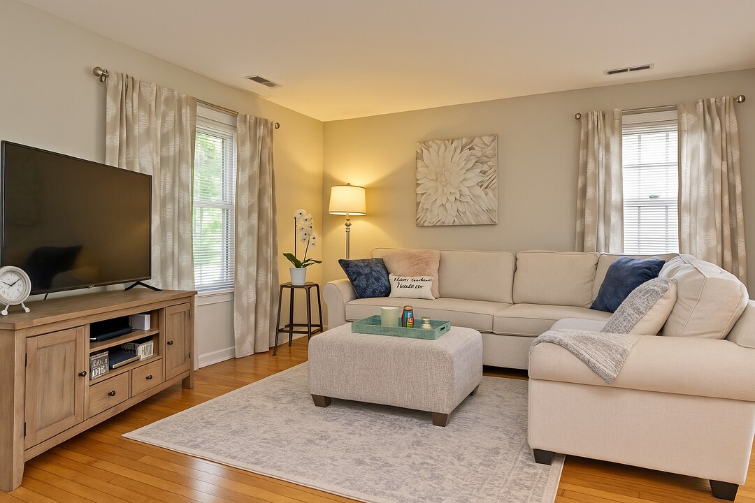 40 Avon St, Unit 2 in Wakefield, MA - Building Photo