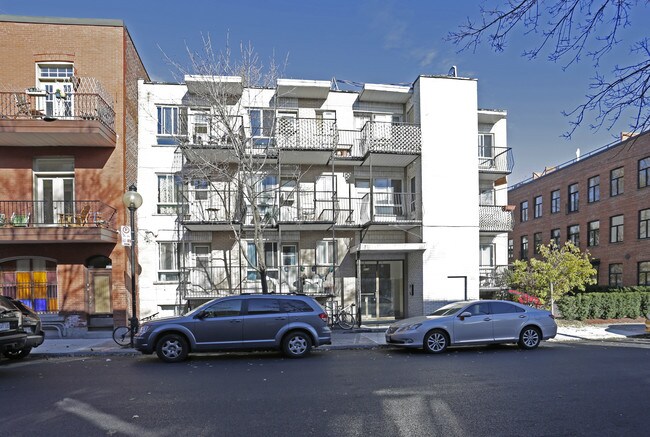 2115 Beaudry Rue in Montréal, QC - Building Photo - Building Photo