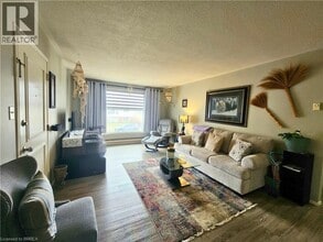 85 Lyndhurst St in Brantford, ON - Building Photo - Building Photo