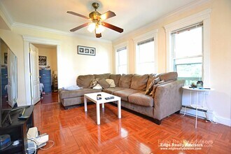 8 Delaware Pl, Unit 3 in Boston, MA - Foto de edificio - Building Photo