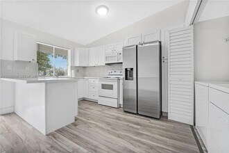 20424 NW 15th Ave in Miami, FL - Building Photo - Building Photo