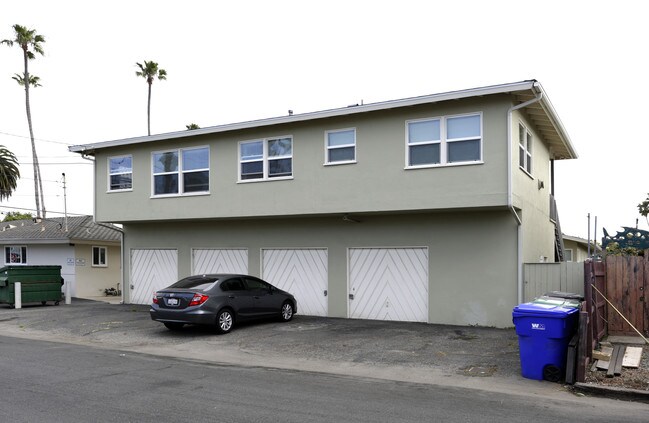 1807 Alvarado St in Oceanside, CA - Building Photo - Building Photo