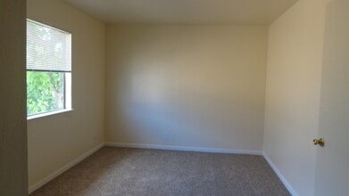 1238 Casita Dr in Yuba City, CA - Building Photo - Building Photo