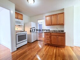 26 Royal St, Unit 5 in Boston, MA - Building Photo