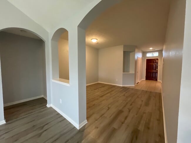893 Bent Sail Ln in League City, TX - Foto de edificio - Building Photo