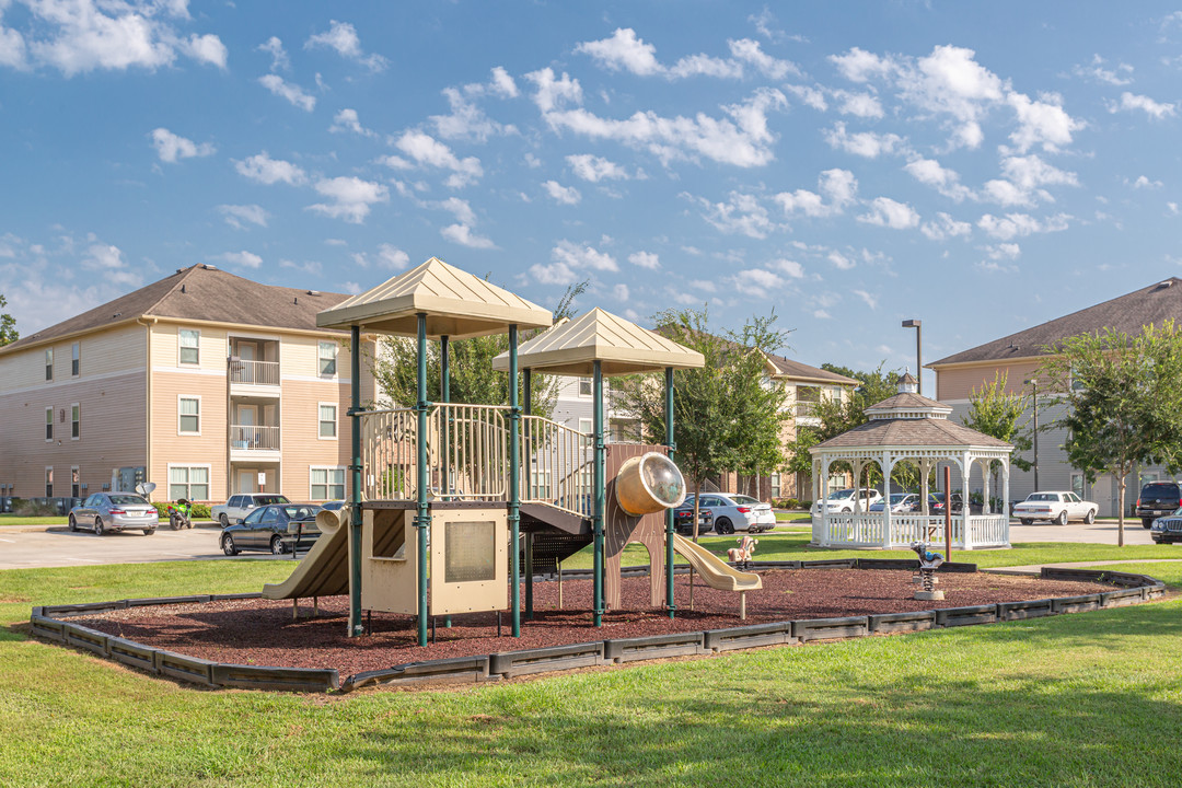 Mallard Crossing Apartments Photo