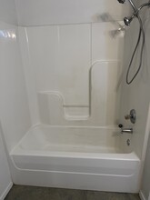 212 Boston Ave, Unit 4-Plex With Garage in Nederland, TX - Building Photo - Building Photo