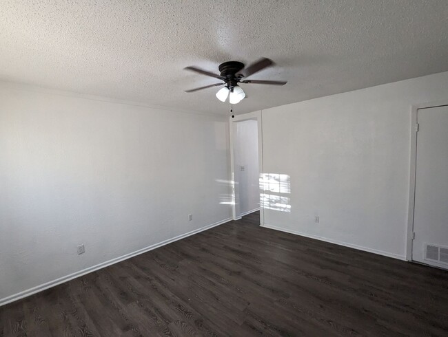 535 42nd St in Lubbock, TX - Building Photo - Building Photo