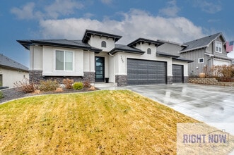1497 W Tenzing St in Nampa, ID - Building Photo - Building Photo