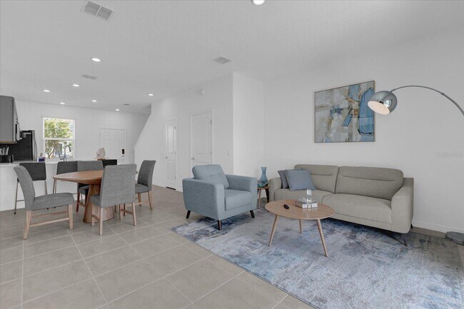 3221 Skyline Lp in Kissimmee, FL - Building Photo - Building Photo