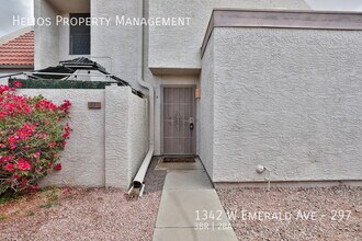 1342 W Emerald Ave in Mesa, AZ - Building Photo - Building Photo