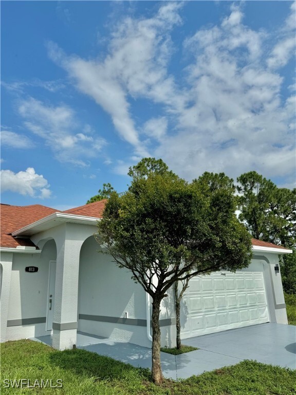 813 Naples Ave S in Lehigh Acres, FL - Building Photo - Building Photo