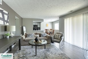 8850 River Bend Pkwy in Indianapolis, IN - Building Photo