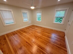 40 Gibson St, Unit 3 in Cambridge, MA - Building Photo - Building Photo
