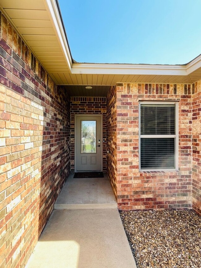 2409 Flagstone Dr in Clovis, NM - Building Photo - Building Photo